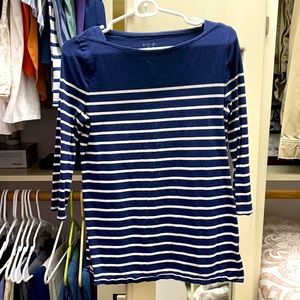 Talbots quarter length sleeve top